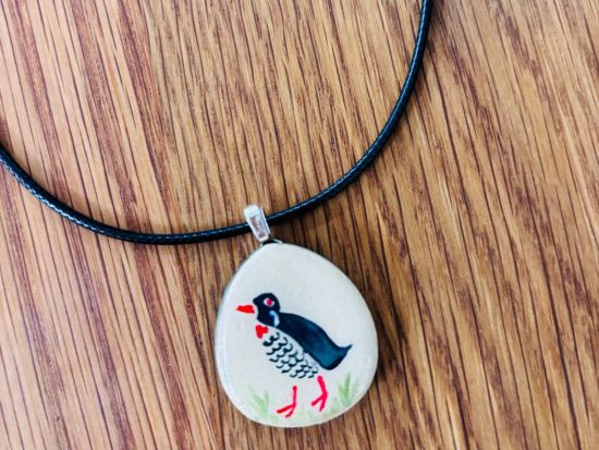  島色やちむんアート体験 カラフルなやちむんに漆絵を描いて世界に一つだけの小物作り♪＜6歳～／1時間／那覇市＞