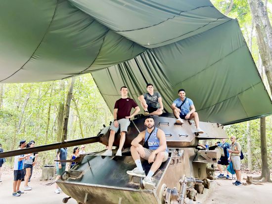 クチトンネル1日観光ツアー　トンネル内部を見学し、戦時中の生活や戦術を学ぶ！貸切プランあり ＜英語ガイド／ホテル往復送迎付＞