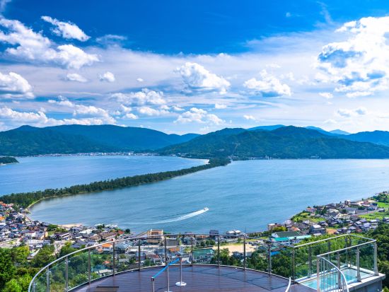 大阪発 日帰りバスツアー 天橋立＆伊根の舟屋 絶景と歴史を満喫！＜大阪発着／日本語・中国語or英語＞