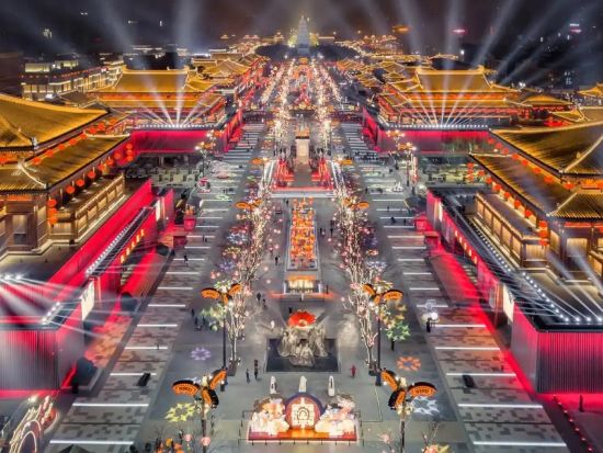 西安2日間の旅　世界遺産と古都の魅力を体感！週末も満喫できる古都探訪ツアー＜貸切／宿泊全食事付き／日本語ガイド／西安発＞