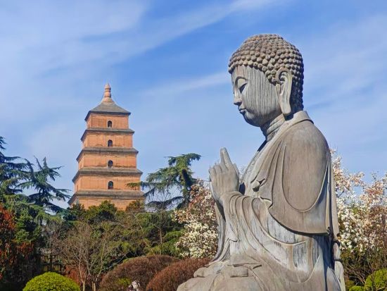 西安2日間の旅　世界遺産と古都の魅力を体感！週末も満喫できる古都探訪ツアー＜貸切／宿泊全食事付き／日本語ガイド／西安発＞