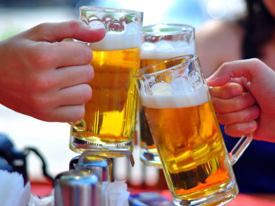 ハノイ市内観光　地ビールを片手にミニバスで楽しく観光スポットを巡る半日ツアー！バインミー付き＜英語ガイド＞