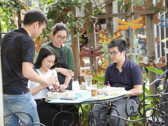 バッチャン陶器村＆モザイク体験ツアー　600年の歴史を誇るベトナムの伝統文化を体験！ ＜英語ガイド／ハノイ発着＞