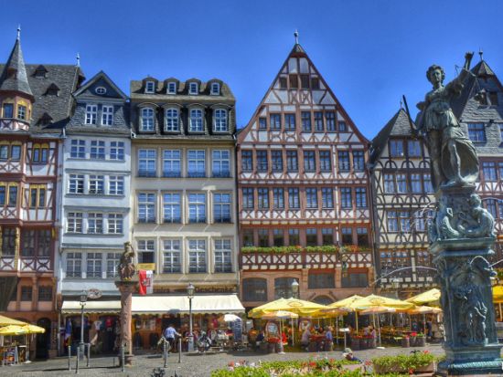 【プライベートツアー】アレンジ自由！ベテランガイドと巡る フランクフルト市内3時間観光ツアー＜午前・午後／日本語／フランクフルト発＞ by Mybus