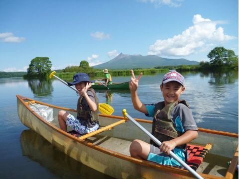 大沼カヌーツアー 2時間コース  1名から手ぶらで気軽に参加可！＜4～11月／0歳以上／大沼周辺送迎可＞byイクサンダー大沼カヌーハウス