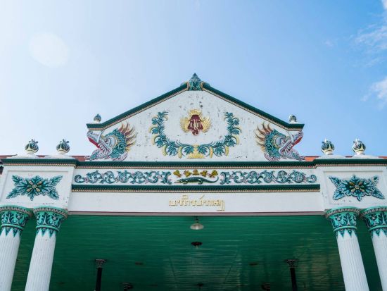 ジョグジャカルタ半日ツアー　王宮クラトン＆水の宮殿タマンサリ見学＜半日／日本語ガイドプランあり＞