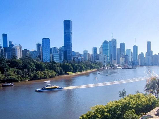 カンガルーポイントからブリスベン市内を望む