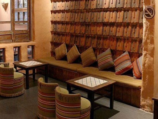 アオザイ姿で巡るダナン名所撮影ツアー　ピンクの教会＋ドラゴンブリッジ＋カープドラゴン像＜英語もしくは日本語ガイド＞