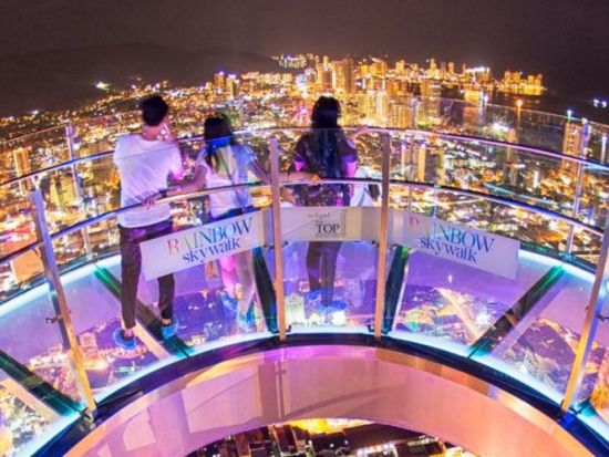 ペナン島夜景ツアー　地上249mの空中散歩を楽しむ ＜夕食付き／日本語ガイド＞