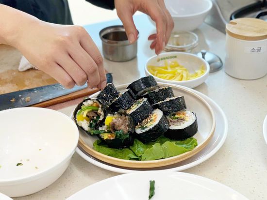 200013685_base_17423439895873