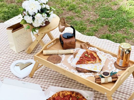 漢江公園ピクニックツアー　漢江ラーメン＆ビールで乾杯！人気のデパート「ザ・現代ソウル」にて解散＜最大4名／ピクニックセット付き／日本語ガイド＞