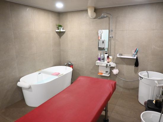 水蓮スパ「スリョンスパ」東大門にもアクセス抜群＆優秀業者にも選ばれた丁寧な施術が人気の個室アカスリ！＜6時予約可／個室施術／女性専用／6号線新堂駅6番出口5分＞