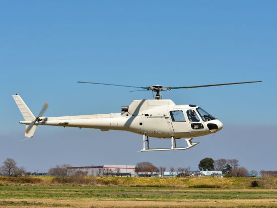 【混載】アンコール・ワット遺跡群 ヘリコプターツアー 上空からアンコール・ワットと周辺遺跡群を見る！＜選べる飛行時間／複数時間催行あり／英語ドライバー＞