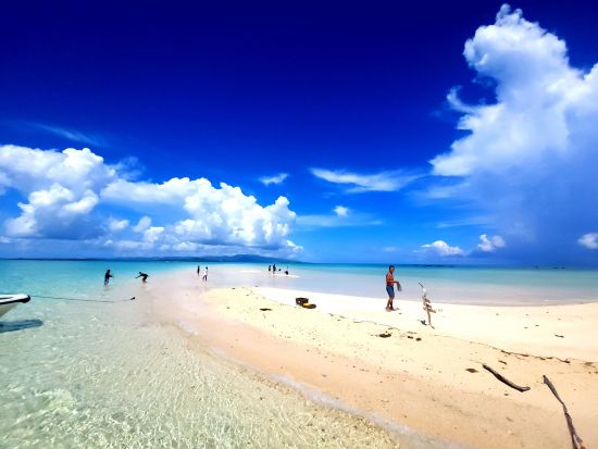 幻の島上陸+ウミガメorマンタ遠征シュノーケル／レンタカーでお越しの方はレンタルGoPro無料＜市街地送迎／石垣島発＞