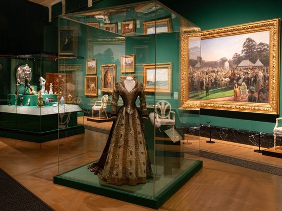 img_1744797658_1744797873__theedwardians_ageofelegance11april23november20254