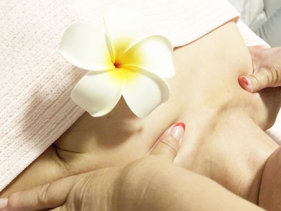 宿泊ホテル出張サービス byマナロミロミ　ロミロミマッサージ ＜ワイキキ地区＞