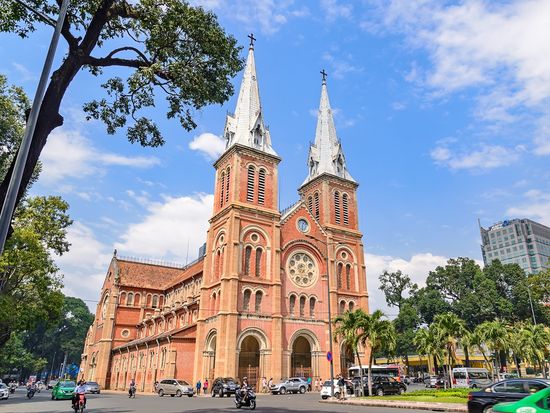 Vietnam_Ho Chi Minh_Notre Dame Cathedral_shutterstock_372885541