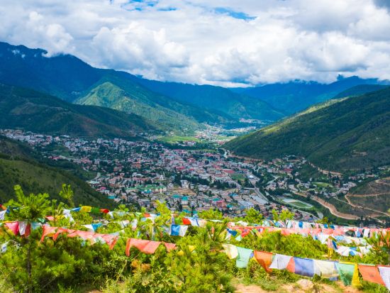 【毎日催行】幸せの国ブータン 3都市周遊観光ツアー＜4泊5日／航空券＆ホテル宿泊＆食事付＞