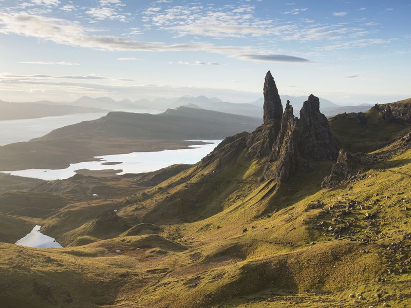 Isle_of_Skye_Storr_shutterstock_293618717