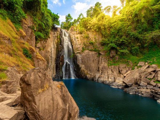 世界遺産カオヤイ国立公園日帰りツアー　タイ最大の国立公園で自然トレイルを満喫 ＜英語ガイド／バンコク発着＞