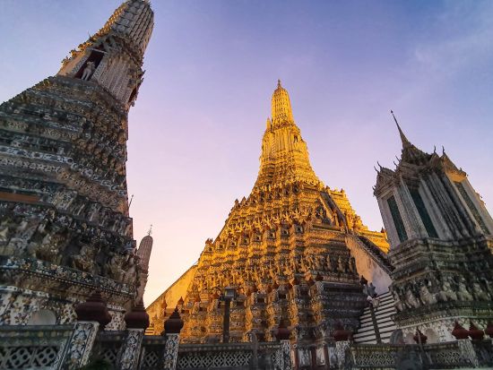 バンコク夜景ツアー　ワット・アルン＆ワット・ポー＆チャイナタウン＆トゥクトゥク体験 ＜英語ガイド＞