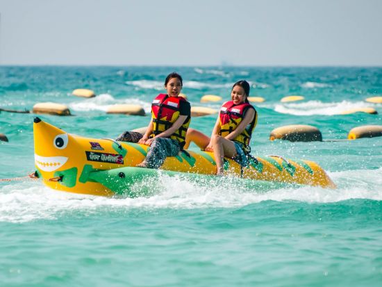 ラン島＆パタヤ日帰りツアー　白砂ビーチでのんびり＆サンクチュアリ・オブ・トゥルース見学 ＜日本語-英語ガイド／バンコク発着＞