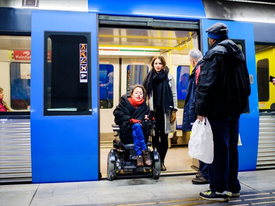 simon_paulin-public_transport-5273