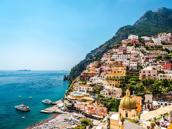 Italy_Positano_Amalfi_Coast_shutterstock_176893301