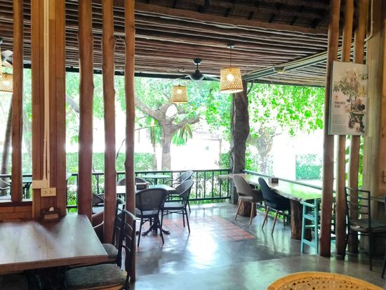 ドイ・チャン・コーヒー・ショップ・マエ・スアイ3