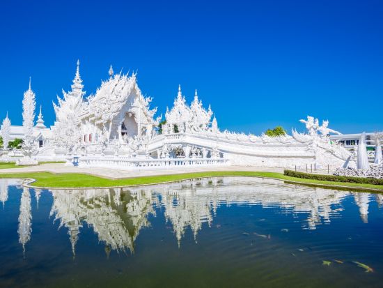 チェンライ3寺院巡礼ツアー　ワット・ロンクン＆ ワット・ロンスアテン＆ワット・セーン・ケオ・ポーティヤン ＜日本語 -英語ガイド／チェンマイ発着＞