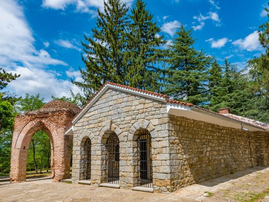 Kazanlak_Thracian_Tomb_AdobeStock_495322367
