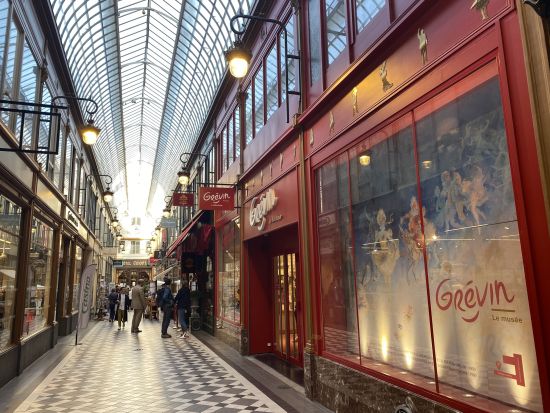 【1名様より催行保証】公認日本語ガイドが案内する パリ 3つのパッサージュ巡り＜3時間／日本語ガイド＞ by Mybus