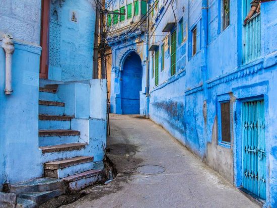 Jodhpur_Blue City_Alley_shutterstock_604360067
