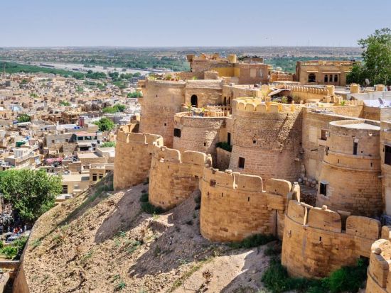 ラジャスタン魅惑の2都市と首都デリー4泊5日ツアー☆デリー＋ジャイサルメール＋ジョードプル＜9月～3月／貸切／日本語／国内線＆ホテル＆食事付／デリー空港発着＞