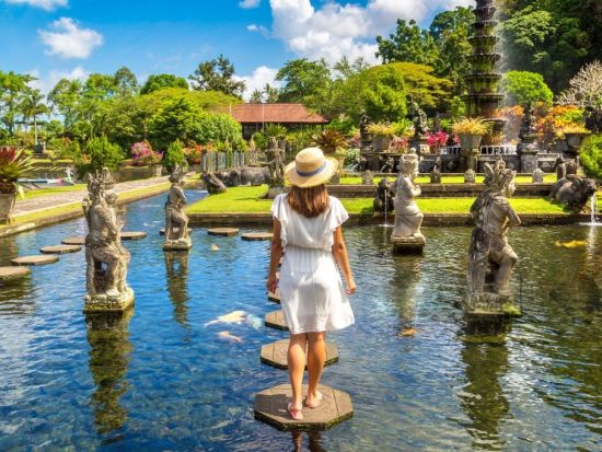 【早朝 05:00 am 出発！ランプヤン寺院+ティルタガンガ離宮】夜明けと共に神秘の地へ/バリ島東部の聖地巡礼«貸切/日本語ガイド/ホテル送迎/アレンジ自由»