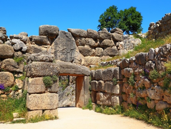 世界遺産ミケーネ＆ナフプリオ一日観光！ペロポネソス半島ので必見の古代都市・遺跡巡り＜日本語または英語／日帰り／アテネ発＞by H.I.S.