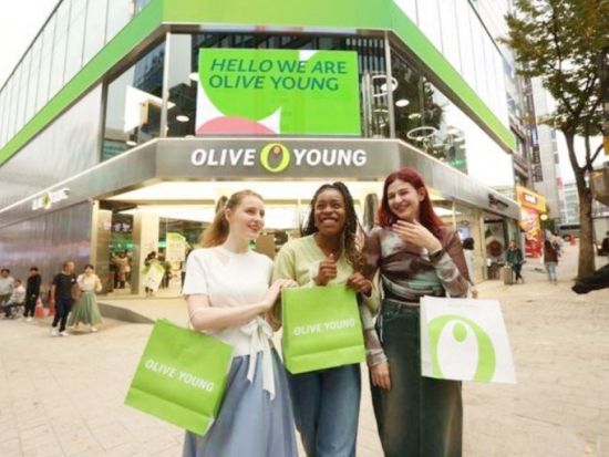 オリーブヤングeギフトカード事前購入　電子ギフト券10,000ウォン分＜2026年4月2日まで／一部を除く全国店舗対応＞