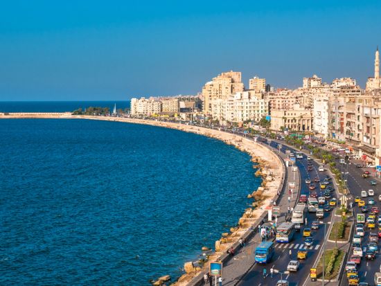 【カイロ空港発着　カイロ＆アレクサンドリア4泊5日】ギザの3大ピラミッド＋エジプト考古学博物館＋カタコンベなどを巡る＜貸切／日本語ガイド＞