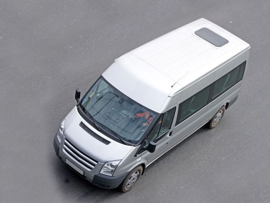 Generic_Shuttle_Service_123RF_10069517_ML