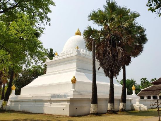 ルアンパバーン＆周辺を巡る1日観光ツアー　伝統文化＋パクオー洞窟＋サンセットクルーズなど＜混載／英語ガイド／ルアンパバーン発／貸切＆日本語ガイドプランあり＞