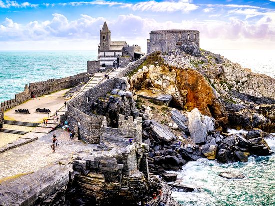 shutterstock_2237601345