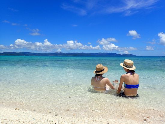 幻の島上陸＋パラセーリング＋シュノーケリングツアー 石垣島の絶景スポットを網羅！非日常体験を楽しもう◎＜午前or午後／石垣島発＞