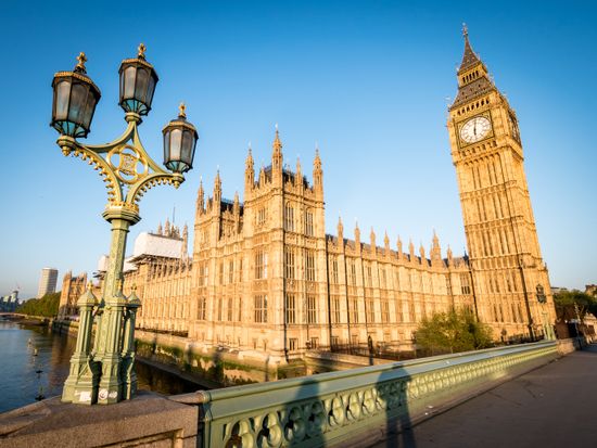 England_London_Houses_of_Parliament_Big_Ben_shutterstock_552205717