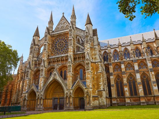 UK_London_Westminster_Abbey_shutterstock_570374026