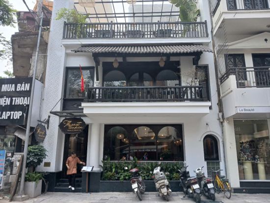 ザ・イースト・トンキン（The East Tonkin）食事券＆事前予約サービス　お洒落なベトナム北部料理のお店 ＜送迎オプションあり／ハノイ旧市街＞