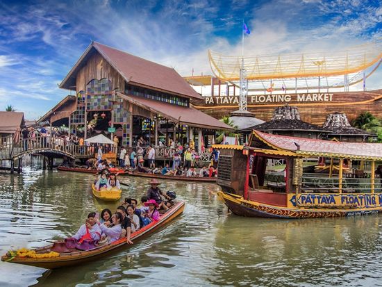 パタヤ水上マーケット