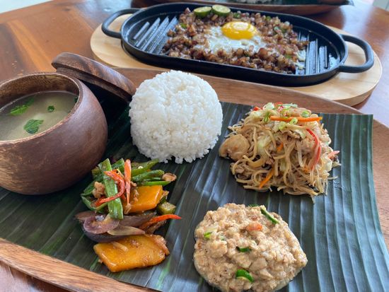 フィリピン料理ランチ