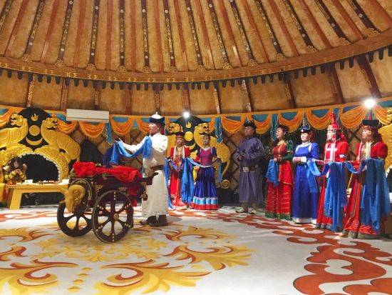 【5～10月限定の週末プラン】上海発 内モンゴル泊2日間 ゲル宿泊体験！シラムレン大草原＋クブチ砂漠の娯楽施設を全網羅＜日本語ガイド・往復航空券付・混載無＞