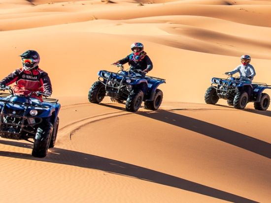 【5～10月限定の週末プラン】上海発 内モンゴル泊2日間 ゲル宿泊体験！シラムレン大草原＋クブチ砂漠の娯楽施設を全網羅＜日本語ガイド・往復航空券付・混載無＞