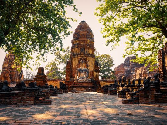 アユタヤフォトジェニックツアー　バンパイン宮殿＋ワット・マハタート＋サラ・アユタヤ＆絶景カフェ巡り＜日本語ガイド／ジョッドフェアーズ・ナイトマーケット解散＞